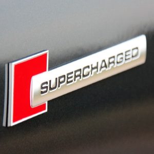 Emblema auto model "SUPERCHARGED"